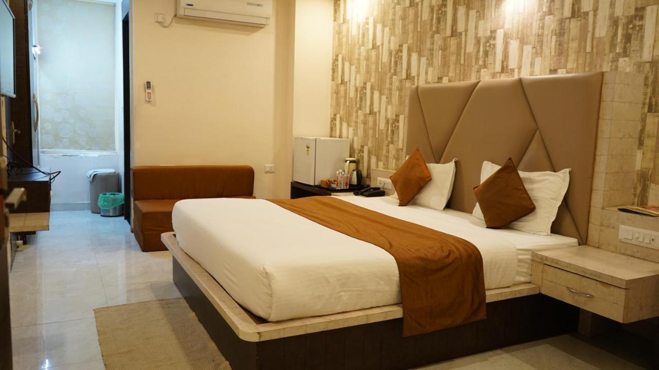 K3 Club Residency Otel Jhānsi Dış mekan fotoğraf